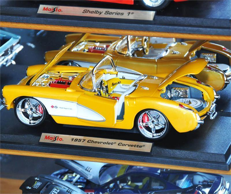1/18 Scale Diecast Display Case Cabinet | UV Protection | Locking
